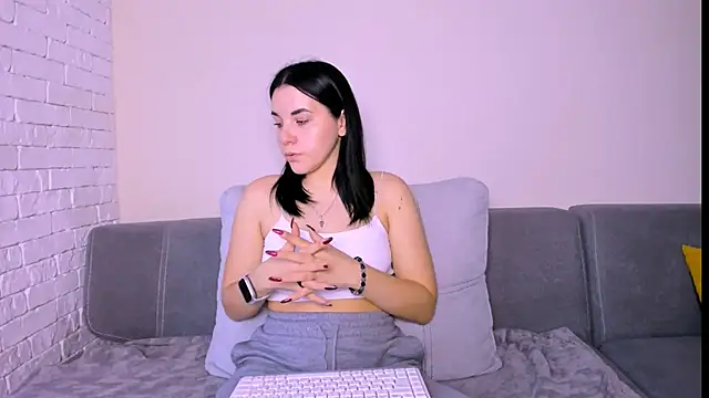 Kate Ree online show from 11/12/25, 05:55