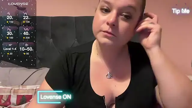 NaughtyWifeUK online show from 12/06/24, 05:38