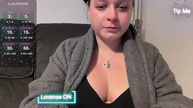 NaughtyWifeUK online show from 02/16/25, 11:17