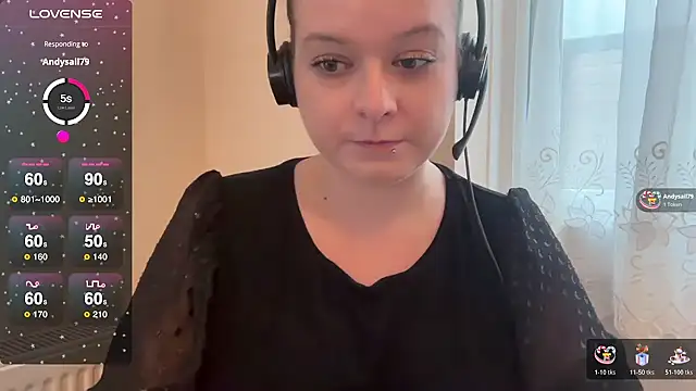 NaughtyWifeUK online show from 11/11/25, 11:49