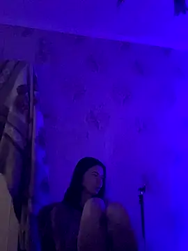 Starry Siren online show from 11/12/25, 05:06