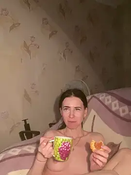 Starry Siren online show from 02/25/26, 05:13