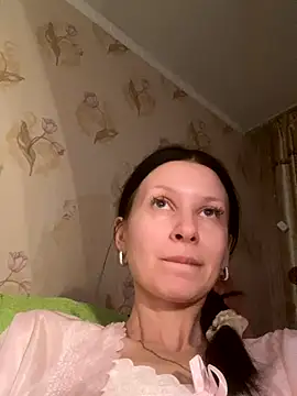 Starry Siren online show from 12/04/25, 03:22