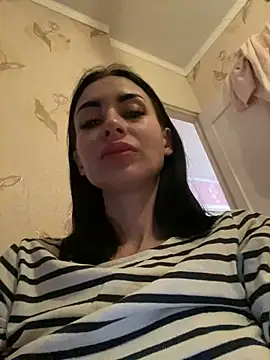 Snapshot of Starry_Siren chatting on 01/15/25, 05:05 Starry Siren online show from 01/15/25, 05:05