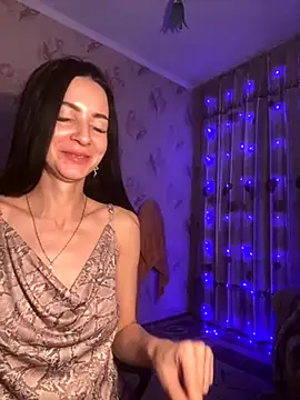 Starry Siren online show from 11/21/25, 04:50