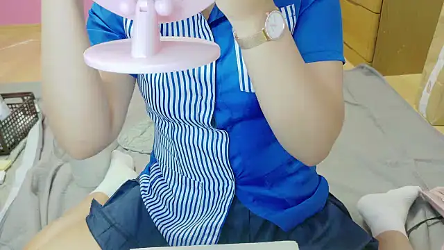 Snapshot of _usya_2525 chatting on 09/17/25, 04:20 usya 2525 online show from 09/17/25, 04:20