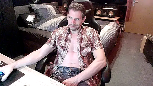 Snapshot of dreamwallker21 chatting on 07/16/26, 07:00 dreamwallker21 online show from 07/16/26, 07:00