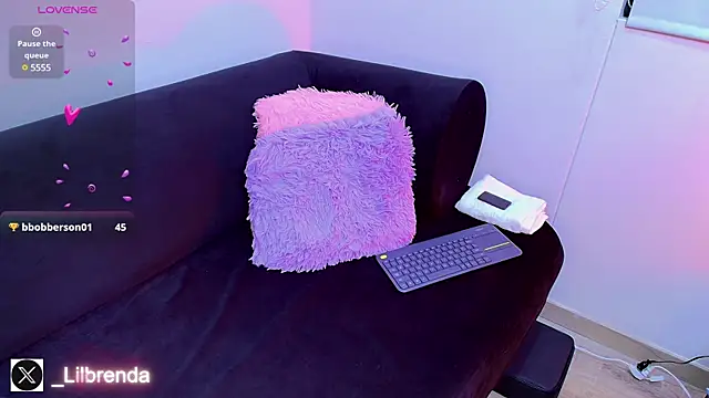 Brenda  gomez online show from 01/13/25, 07:43