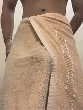 Snapshot of Shona5768 chatting on 11/24/25, 04:12 Shona5768 online show from 11/24/25, 04:12