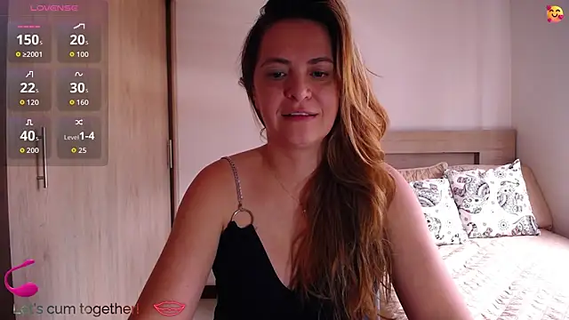 ParisW online show from 05/25/26, 05:33