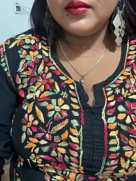 Snapshot of Ayesha_mahi chatting on 09/11/25, 08:14 Ayesha mahi online show from 09/11/25, 08:14