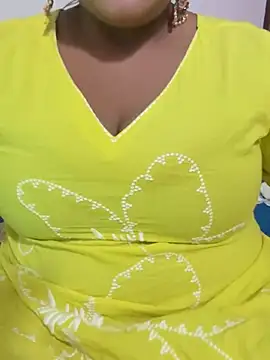 Snapshot of Ayesha_mahi chatting on 04/12/26, 01:36 Ayesha mahi online show from 04/12/26, 01:36