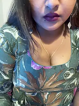 Snapshot of Ayesha_mahi chatting on 04/14/26, 09:25 Ayesha mahi online show from 04/14/26, 09:25