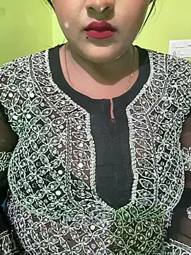 Snapshot of Ayesha_mahi chatting on 07/10/26, 09:20 Ayesha mahi online show from 07/10/26, 09:20