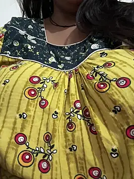 Snapshot of Ayesha_mahi chatting on 09/16/25, 12:00 Ayesha mahi online show from 09/16/25, 12:00