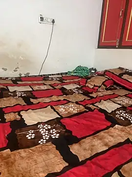 Snapshot of Ayesha_mahi chatting on 11/20/25, 10:16 Ayesha mahi online show from 11/20/25, 10:16