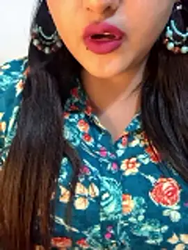 Snapshot of Ayesha_mahi chatting on 11/02/25, 11:37 Ayesha mahi online show from 11/02/25, 11:37