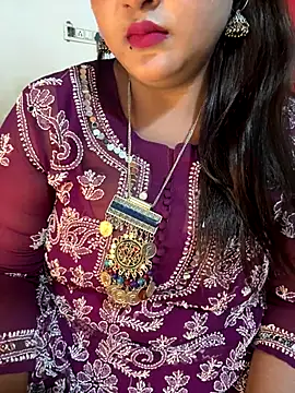 Snapshot of Ayesha_mahi chatting on 10/23/25, 09:41 Ayesha mahi online show from 10/23/25, 09:41