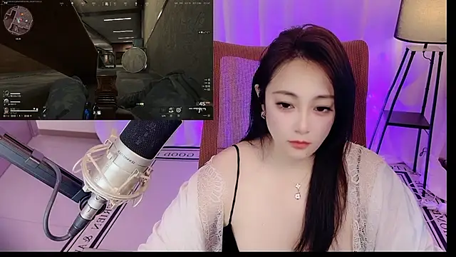 Snapshot of Daisy-77 chatting on 07/15/26, 02:13 Daisy-77 online show from 07/15/26, 02:13