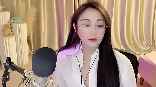 Daisy-77 online show from 02/23/25, 08:55