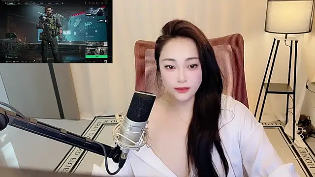 Snapshot of Daisy-77 chatting on 07/04/26, 01:37 Daisy-77 online show from 07/04/26, 01:37