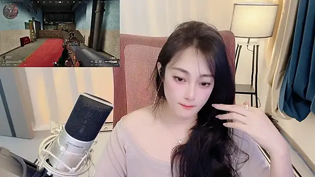 Snapshot of Daisy-77 chatting on 06/12/26, 01:42 Daisy-77 online show from 06/12/26, 01:42