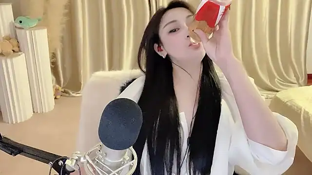 Daisy-77 online show from 03/21/25, 12:18
