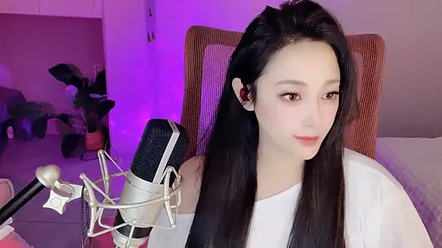 Daisy-77 online show from 11/17/25, 03:16