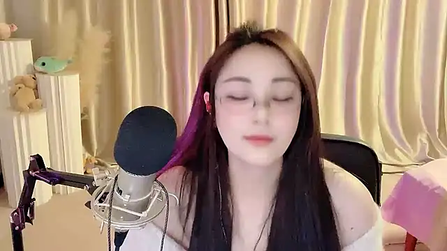 Daisy-77 online show from 02/27/25, 10:20