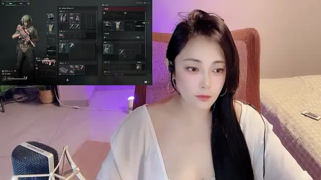 Daisy-77 online show from 04/13/26, 01:04