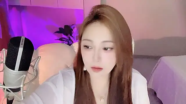 Daisy-77 online show from 09/10/25, 07:02