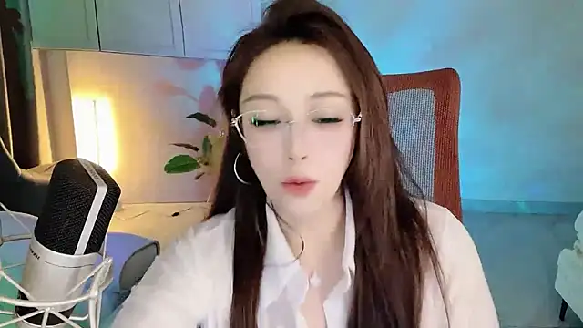 Daisy-77 online show from 09/28/25, 12:56