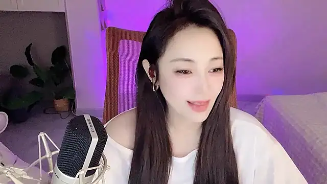 Daisy-77 online show from 12/02/25, 03:47