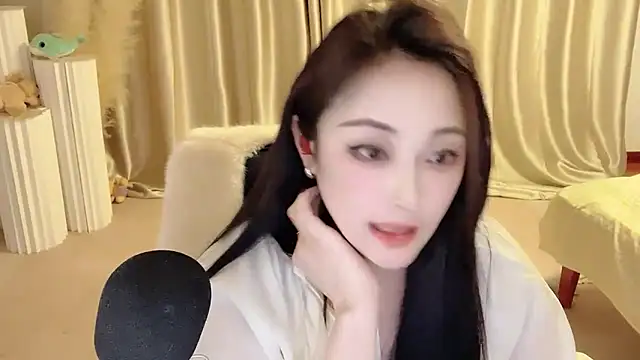 Daisy-77 online show from 03/21/25, 06:18