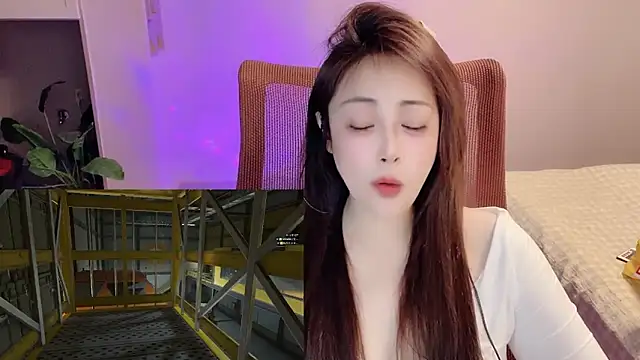 Daisy-77 online show from 04/03/26, 02:01