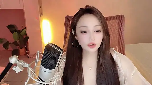 Daisy-77 online show from 10/05/25, 06:31