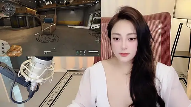 Snapshot of Daisy-77 chatting on 06/18/26, 01:16 Daisy-77 online show from 06/18/26, 01:16