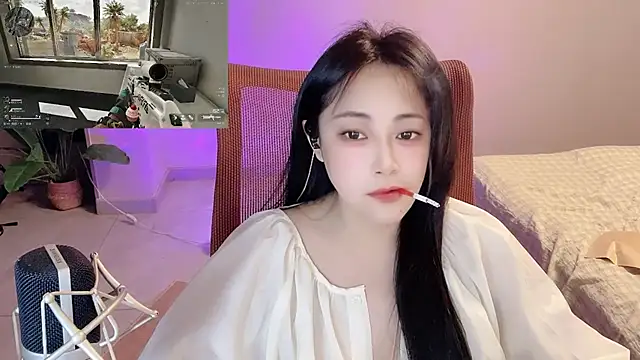 Daisy-77 online show from 04/22/26, 12:01