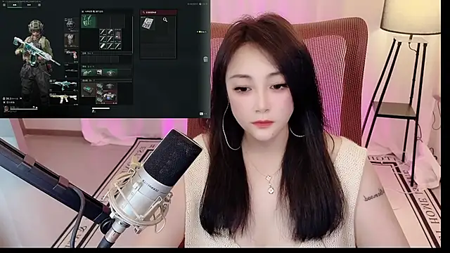 Snapshot of Daisy-77 chatting on 07/16/26, 01:52 Daisy-77 online show from 07/16/26, 01:52