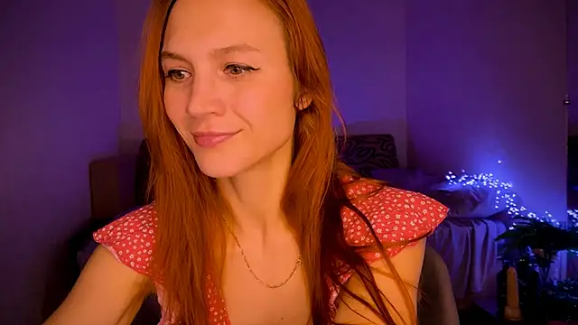 Snapshot of _polly_milk chatting on 12/29/24, 07:43 polly milk online show from 12/29/24, 07:43