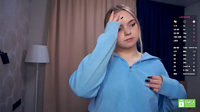 ZaraCreedon online show from 11/21/25, 05:06