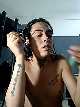 Perla Hotcortes online show from 02/25/26, 11:04