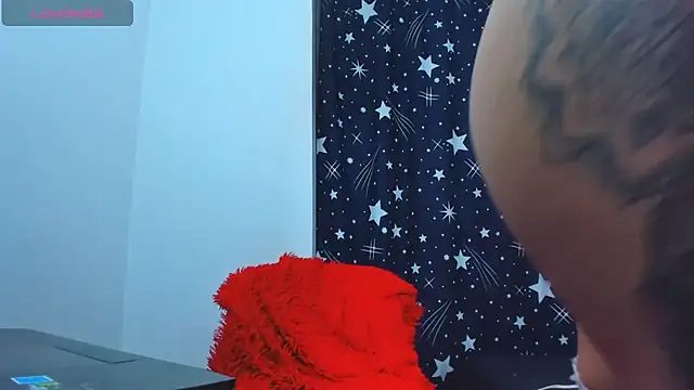 Perla Hotcortes online show from 02/28/25, 12:54