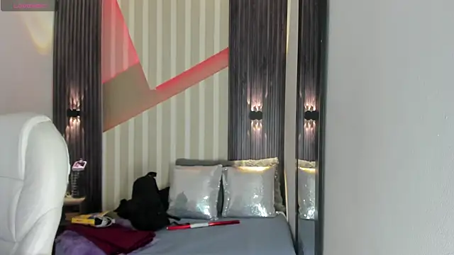 emily layton online show from 02/15/26, 12:33