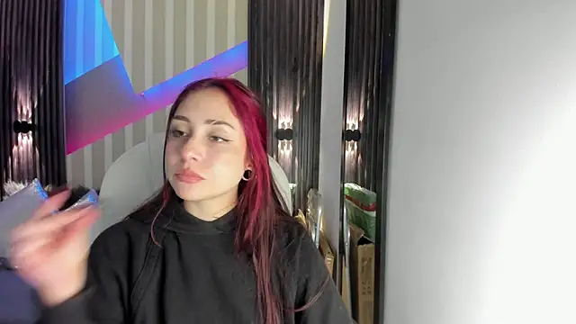 emily layton online show from 11/16/25, 04:45