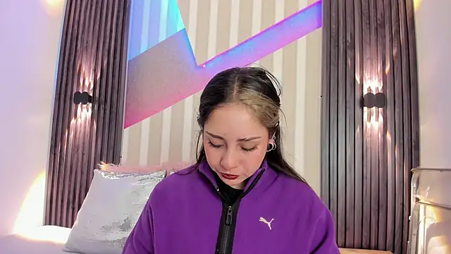 emily layton online show from 10/20/25, 02:39