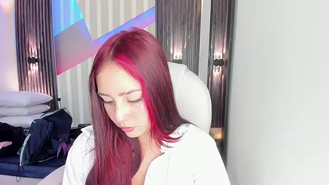 emily layton online show from 11/08/25, 02:31