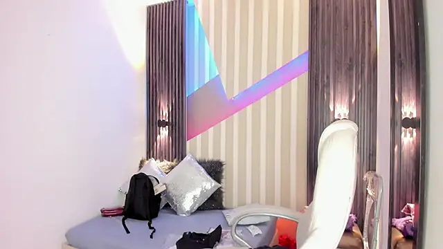 emily layton online show from 11/20/25, 02:29