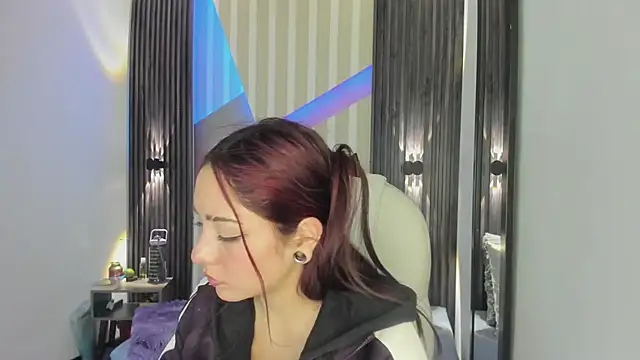 emily layton online show from 02/05/26, 12:50