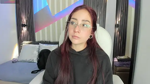 emily layton online show from 11/29/25, 04:07